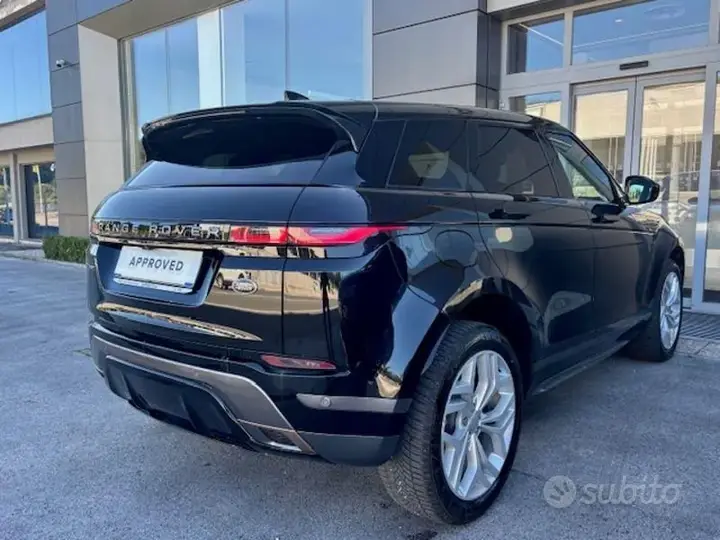 Land Rover Evoque 2023 photo 2