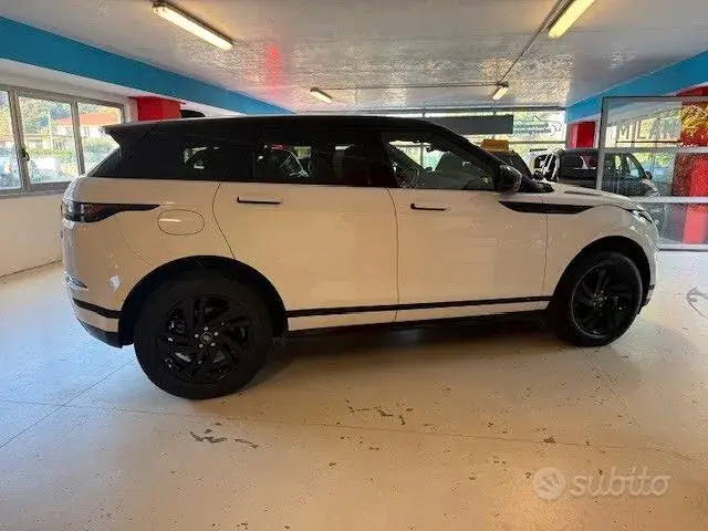 Land Rover Evoque 2019 photo 4