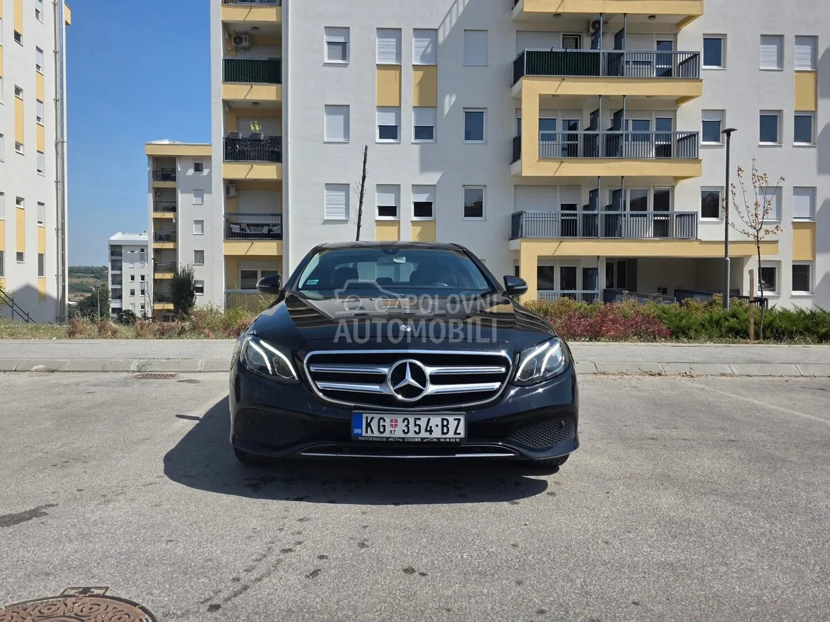 Mercedes-Benz E 220