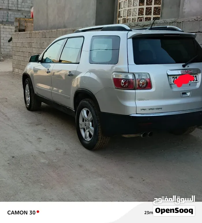 GMC Acadia 2009 photo 3
