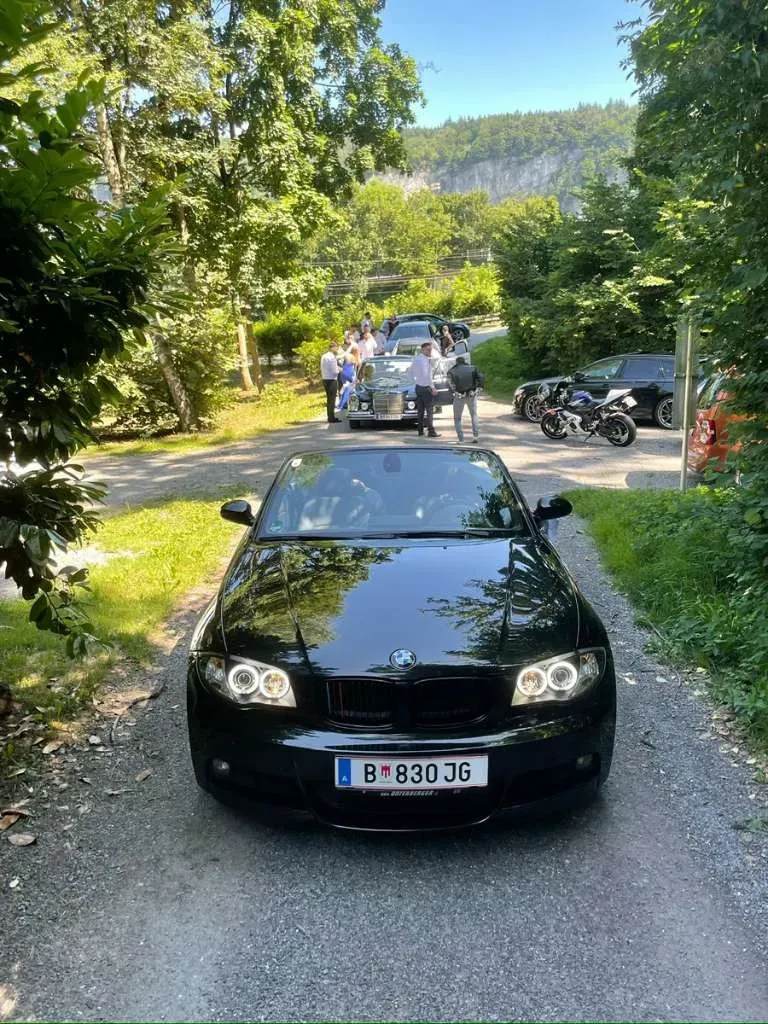 BMW 1 Series 2009 photo 2