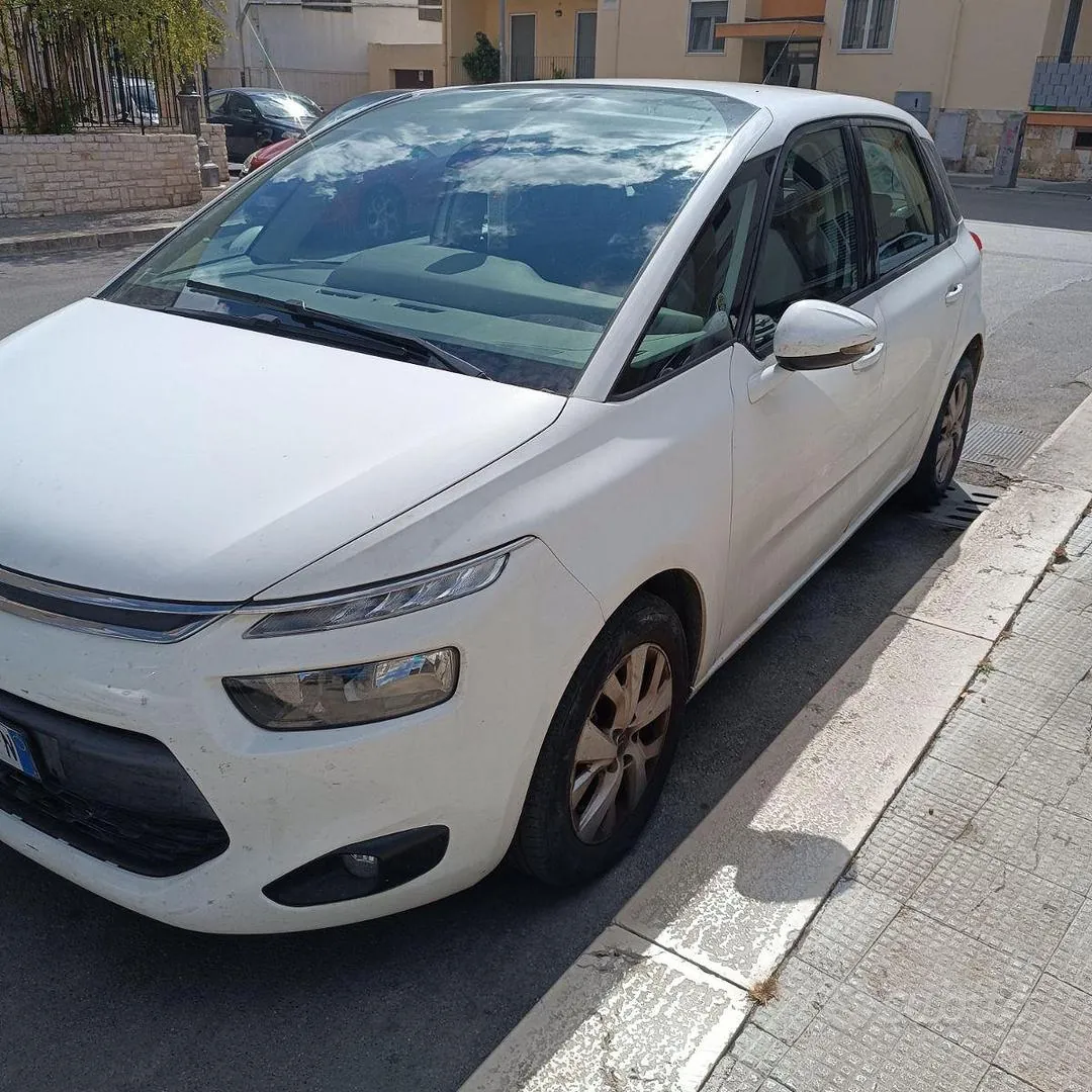 Citroen C4 Picasso 2015 photo 2