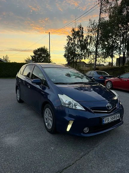 Toyota Prius 2012 photo 3