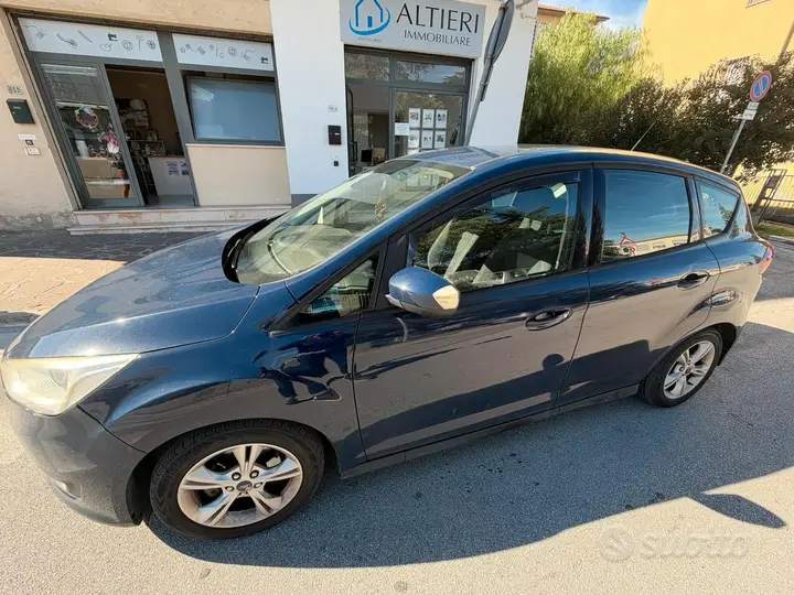 Ford C-Max 2016 photo 2