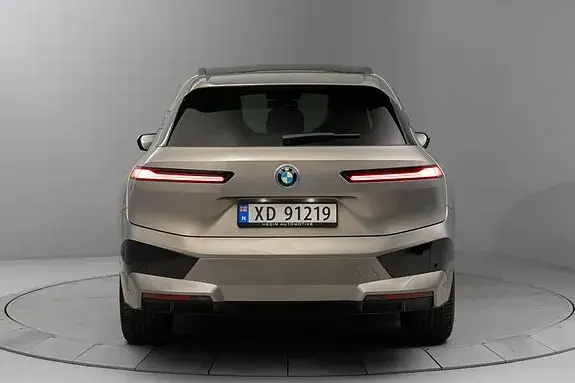 BMW Ix 2022 photo 3