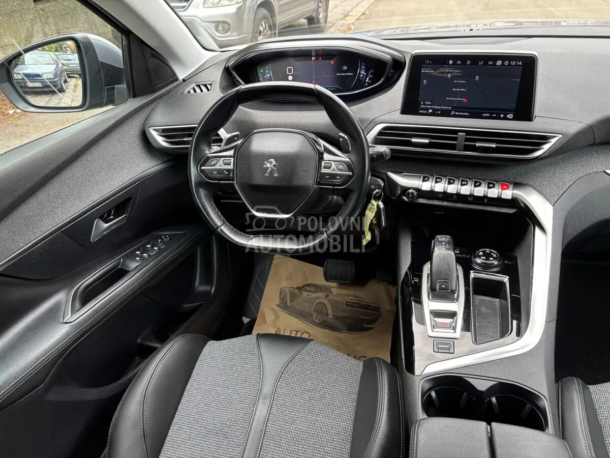 Peugeot 3008 2019 photo 2