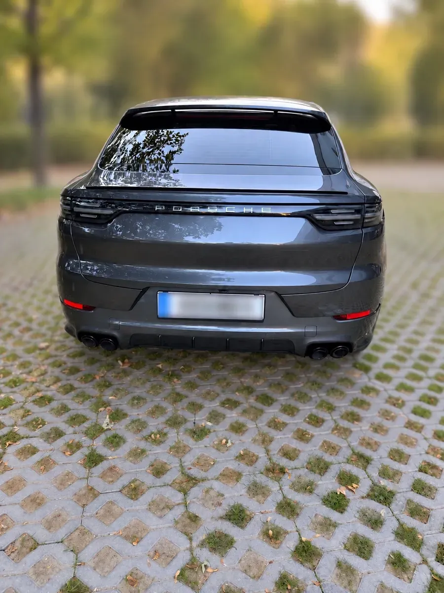 Porsche Cayenne 2021 photo 2