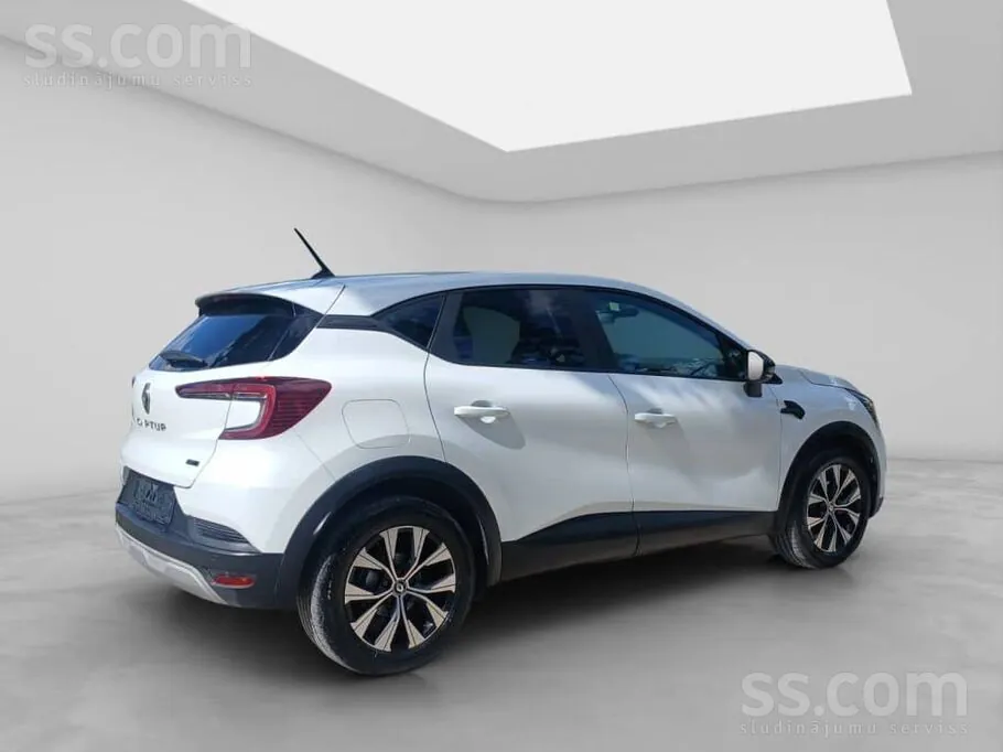 Renault Captur 2022 photo 4