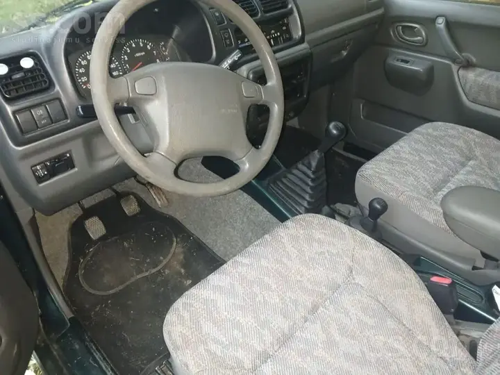 Suzuki Jimny 1999 photo 5