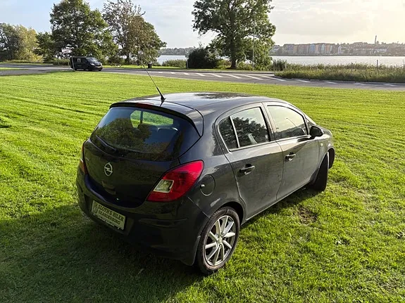 Opel Corsa 2013 photo 5