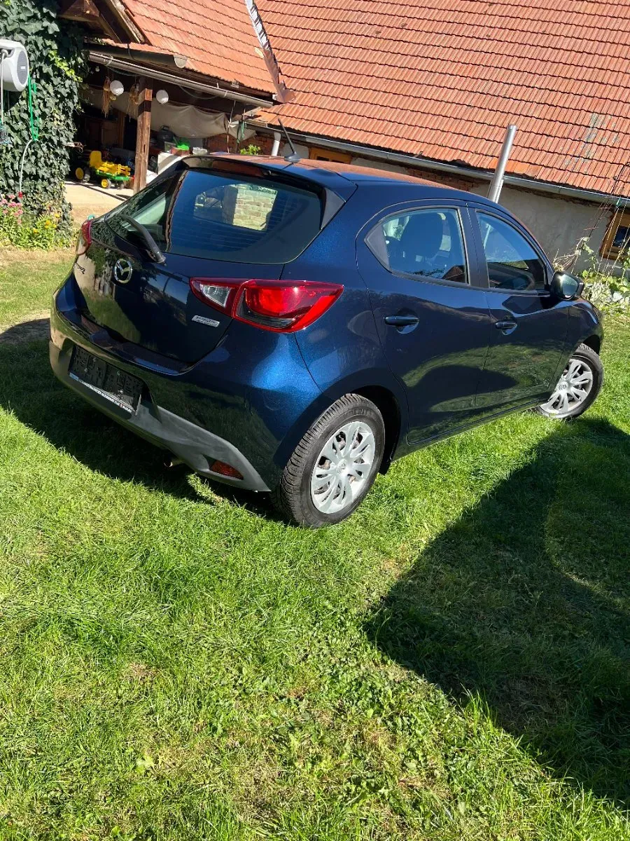 Mazda Mazda2 2017 photo 3