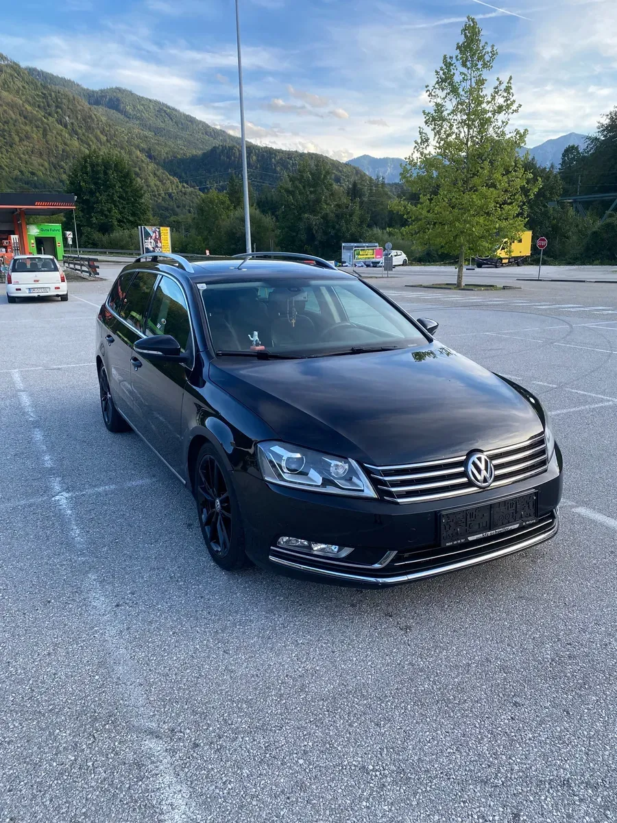 Volkswagen Passat 2011 photo 3