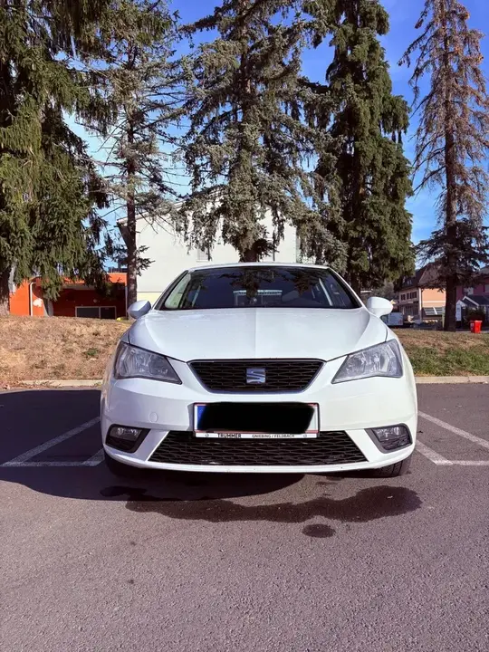 Seat Ibiza 2014 photo 3