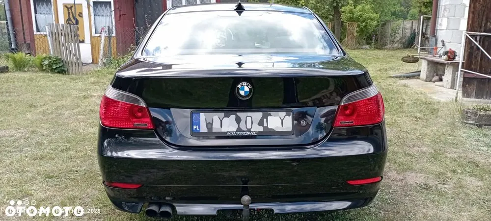 BMW 5 Series 2004 photo 3