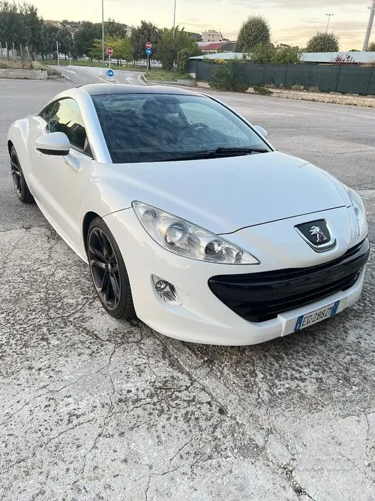 Peugeot Rcz 2011 photo 2