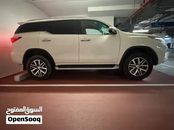 Toyota Fortuner 2020 photo 3