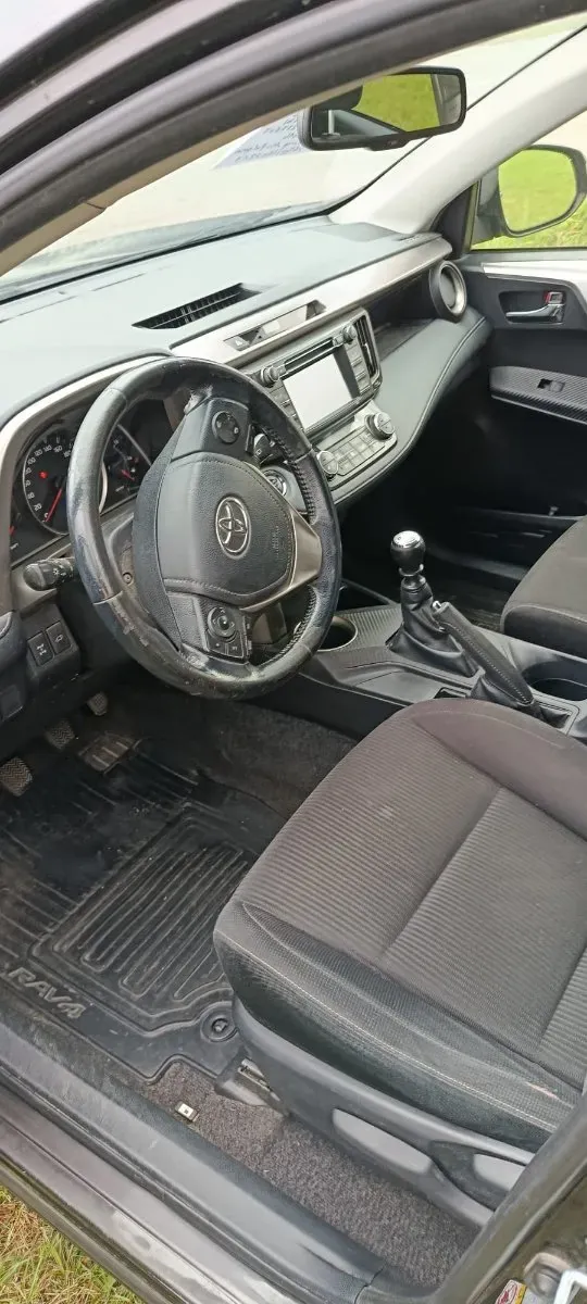 Toyota Rav4 2014 photo 2