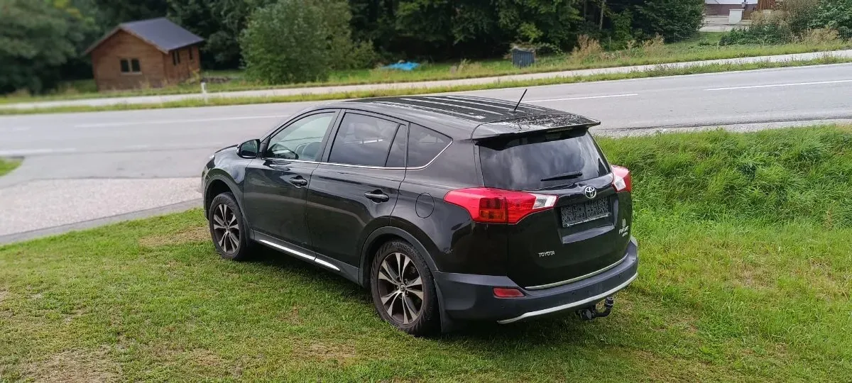 Toyota Rav4 2014 photo 3