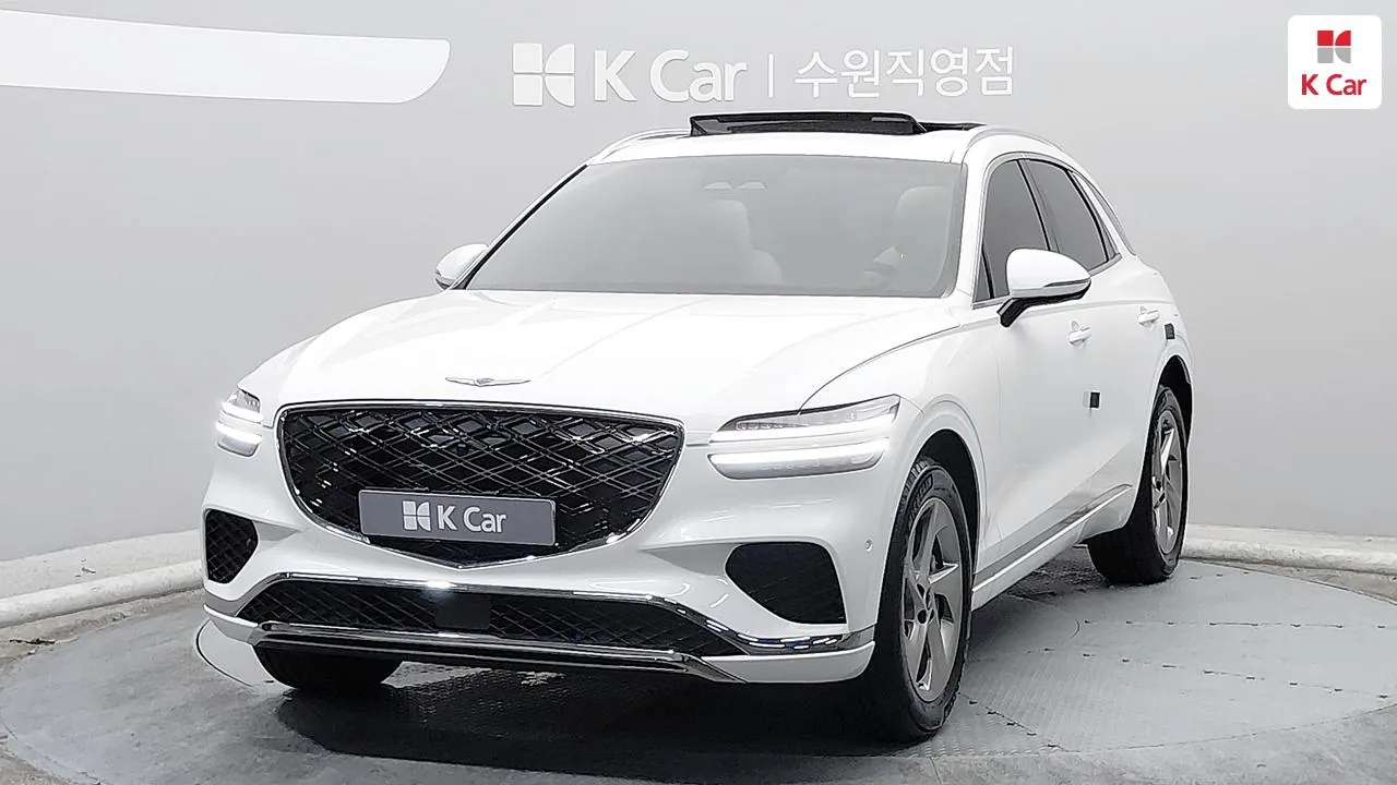 Genesis Gv70