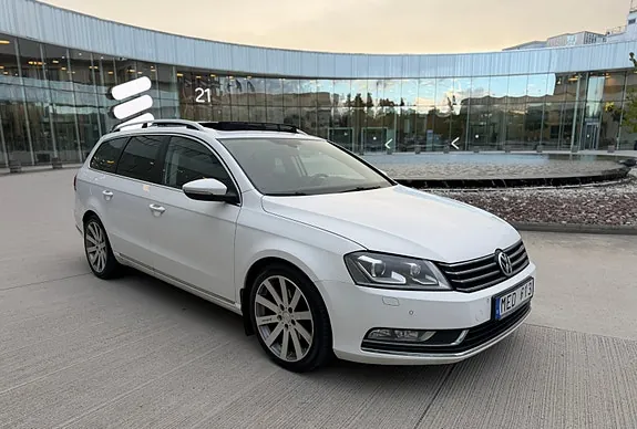 Volkswagen Passat 2013 photo 2