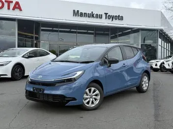 Toyota Aqua 2025 photo 2