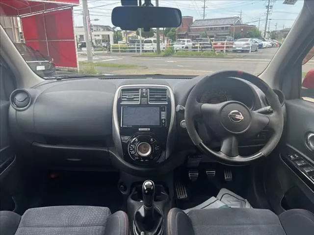 Nissan March 2016 photo 3