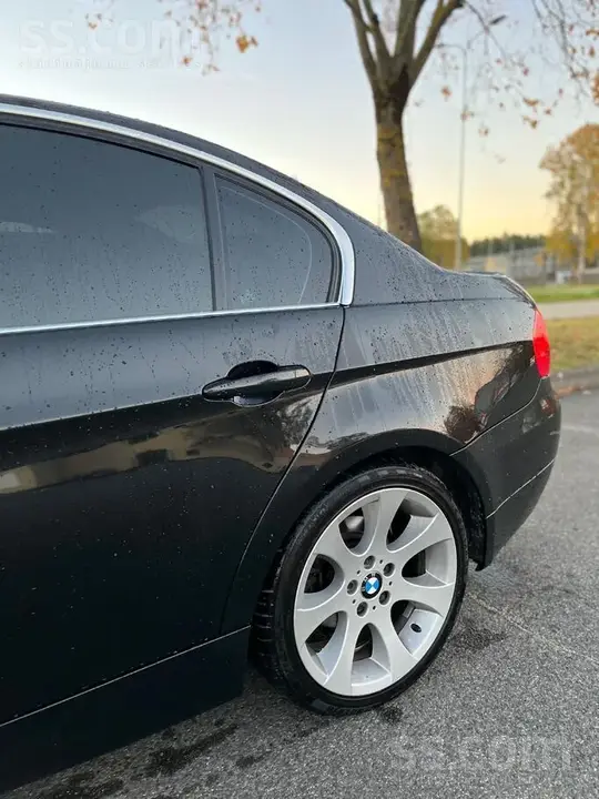 BMW 318 2006 photo 5