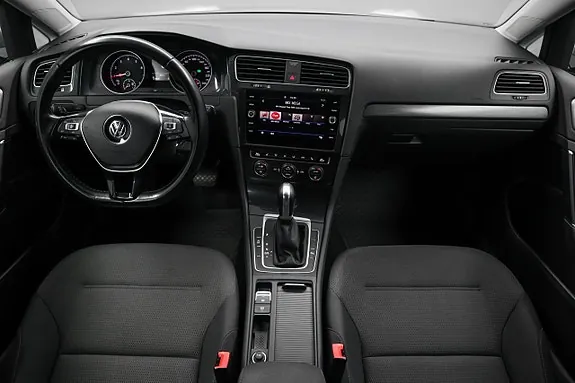 Volkswagen Golf 2019 photo 2
