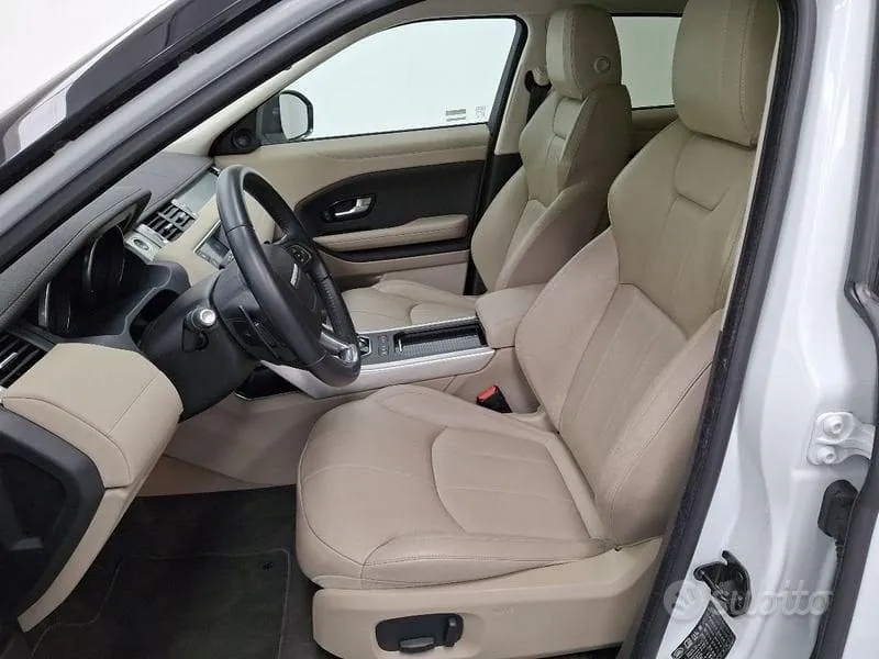 Land Rover Range Rover Evoque 2016 photo 3