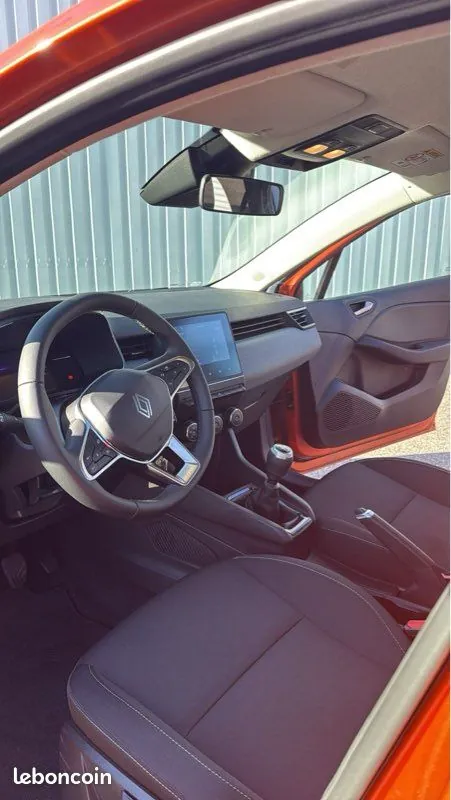 Renault Clio 2026 photo 3
