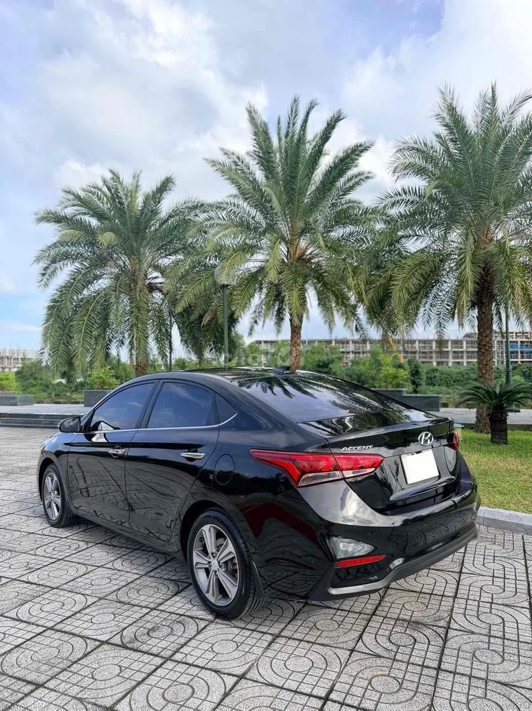 Hyundai Accent 2020 photo 2