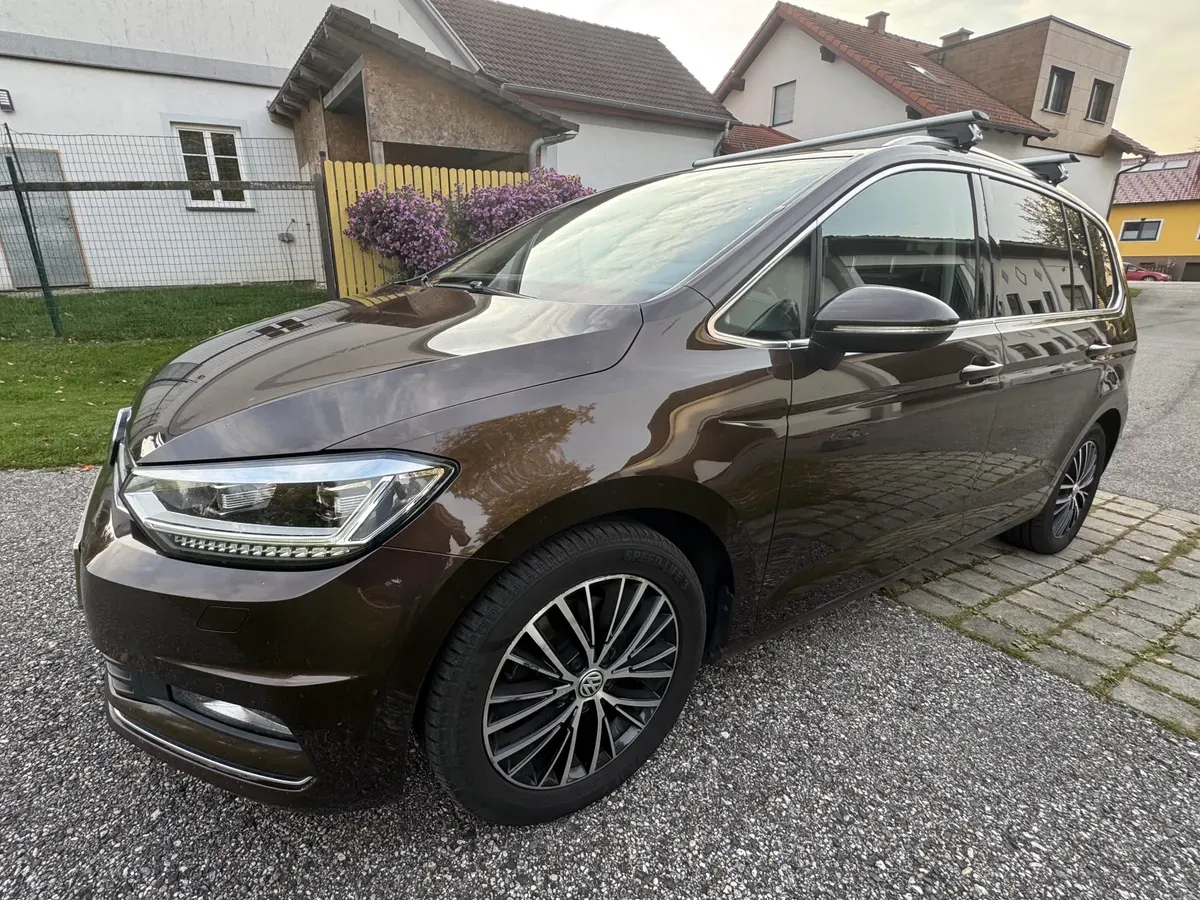 Volkswagen Touran 2015 photo 3