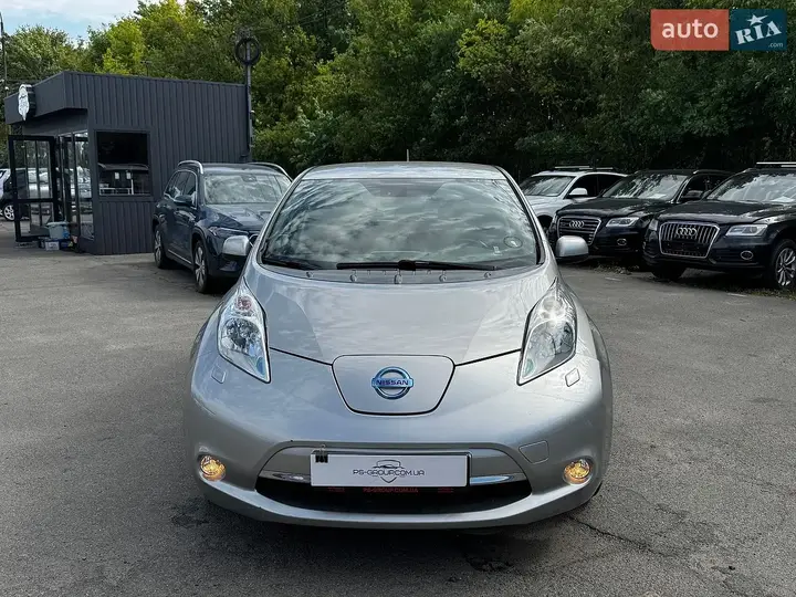 Nissan Leaf 2015 photo 3