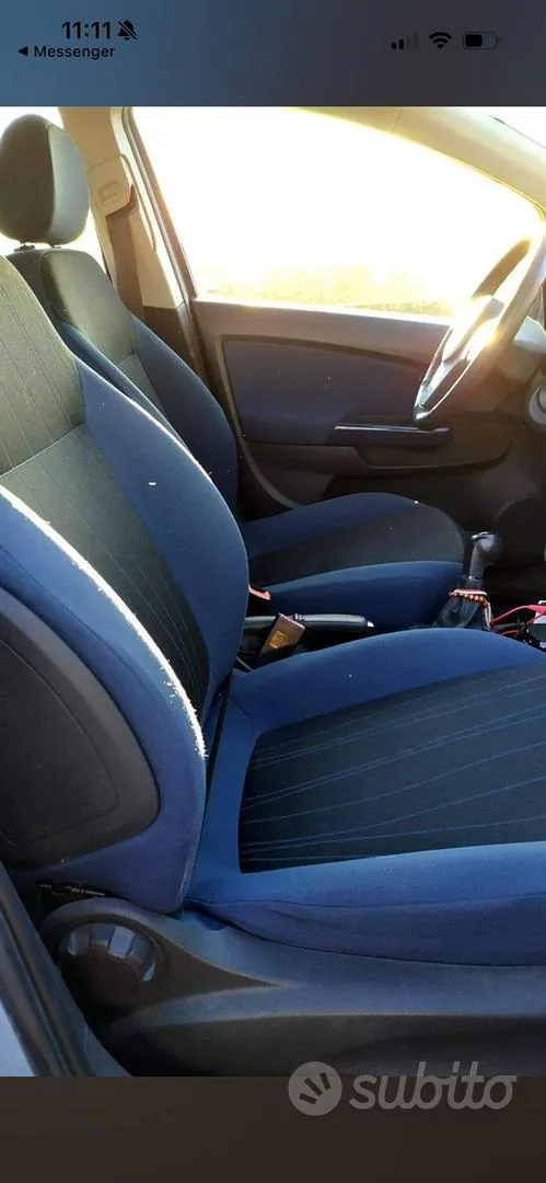 Opel Corsa 2011 photo 3