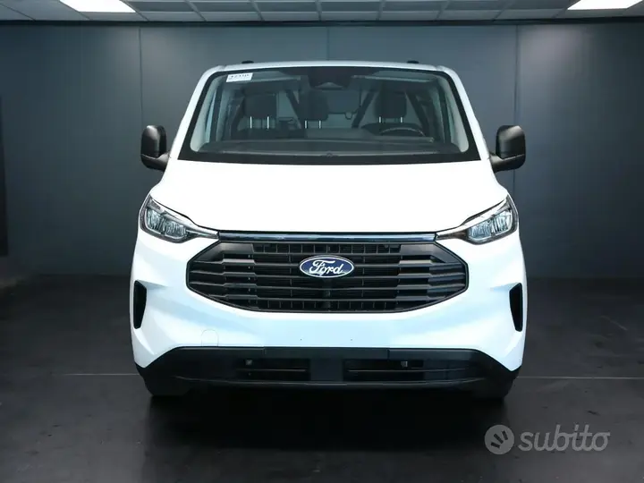 Ford Transit Custom 2024 photo 2