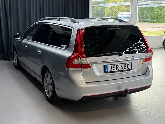 Volvo V70 2015 photo 3