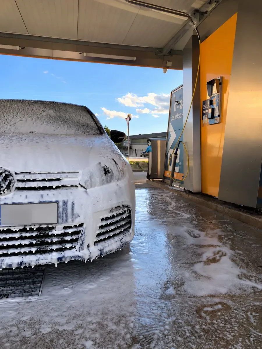 Volkswagen Golf 2012 photo 2