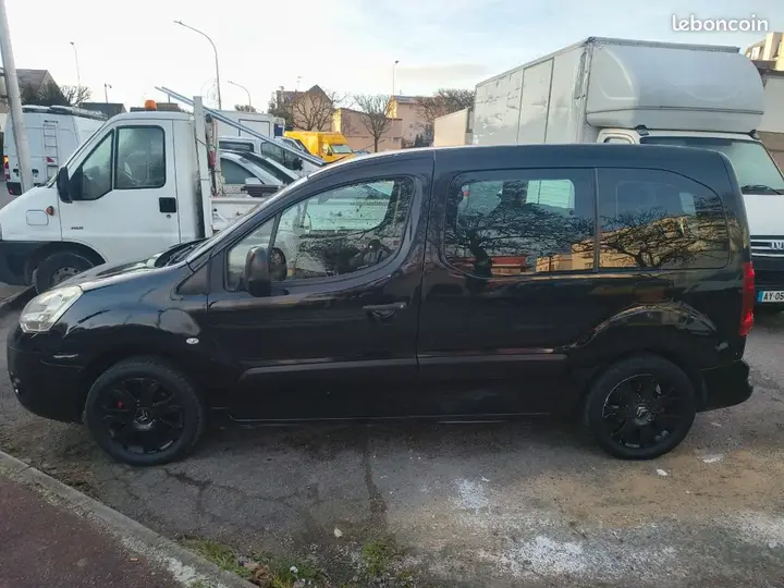 Citroen Berlingo 2011 photo 3