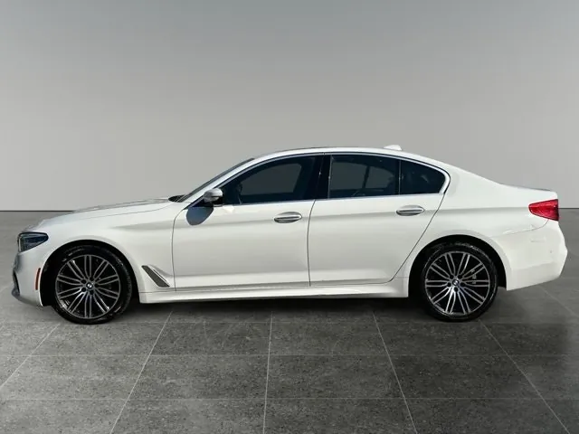 BMW 5 Series 2017 photo 2