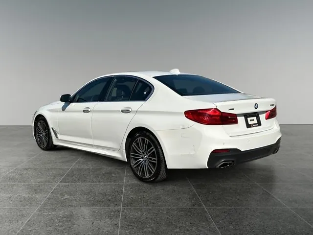 BMW 5 Series 2017 photo 4