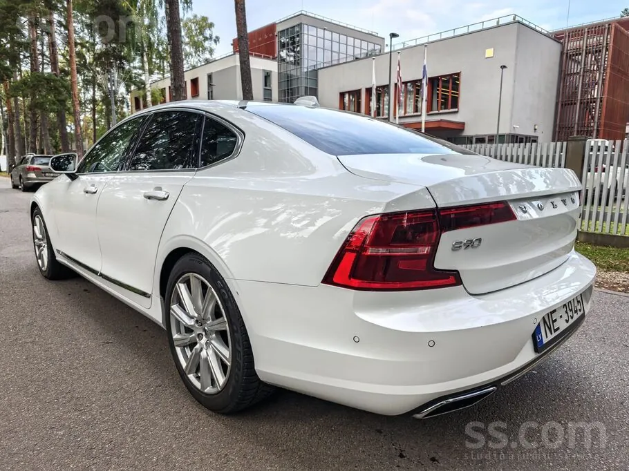 Volvo S90 2016 photo 2