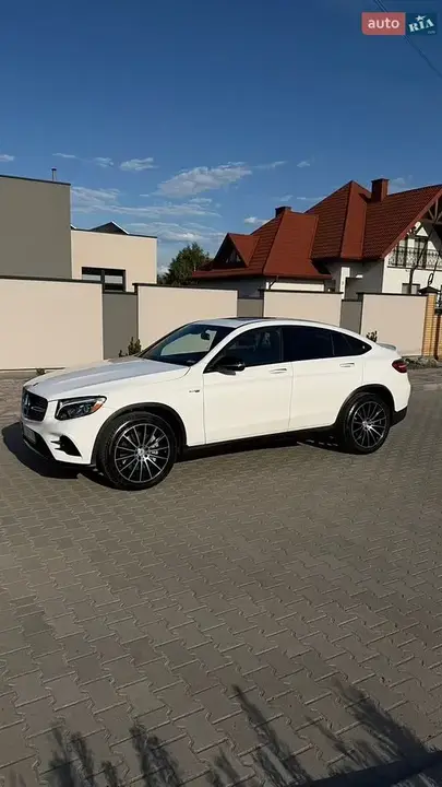 Mercedes-Benz Glc 2018 photo 3