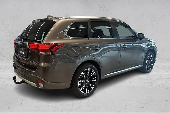 Mitsubishi Outlander 2018 photo 5