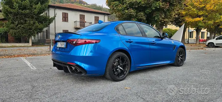 Alfa Romeo Giulia 2018 photo 3