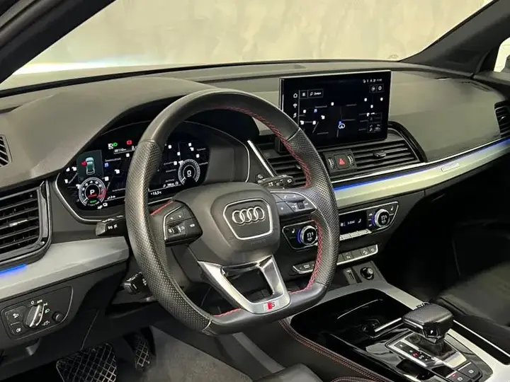 Audi Q5 2022 photo 3