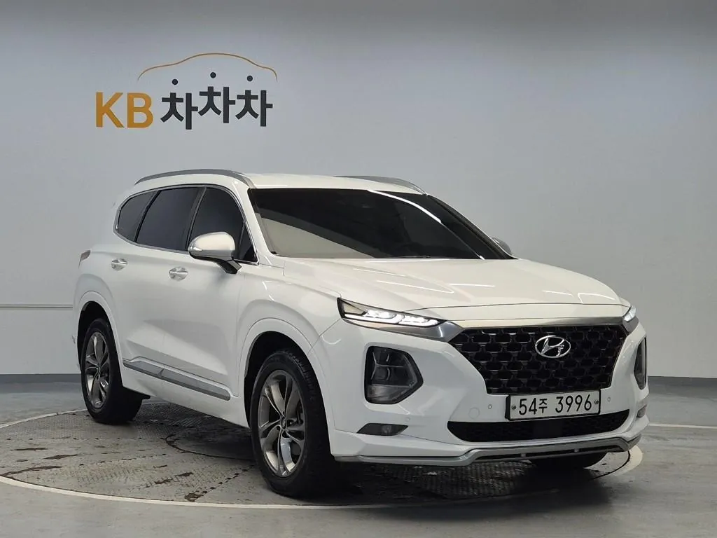 Hyundai Santa Fe 2019 photo 4