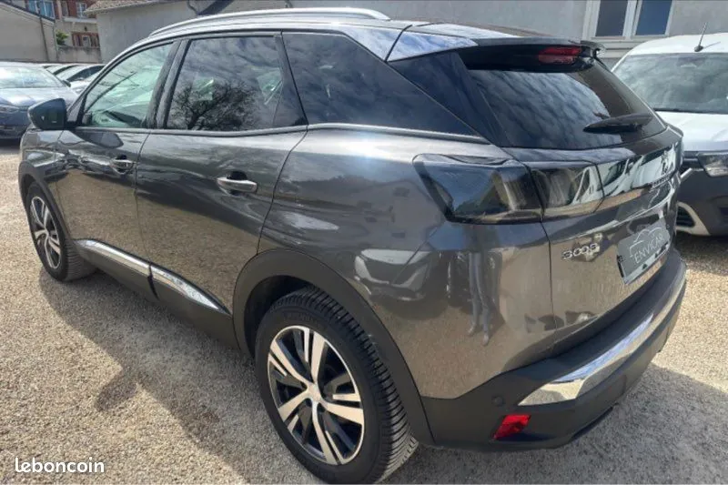 Peugeot 3008 2021 photo 2