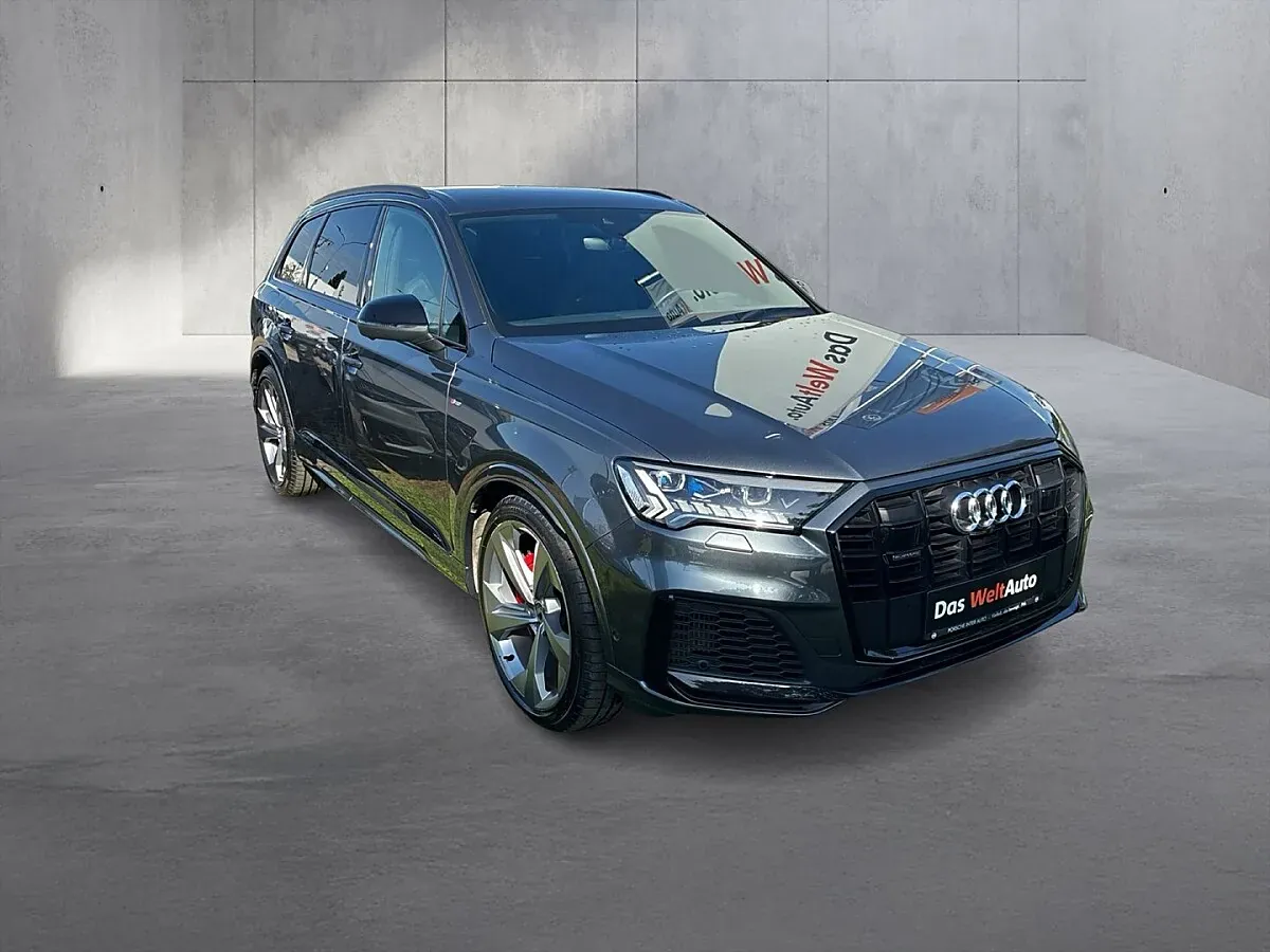 Audi Q7 2023 photo 3