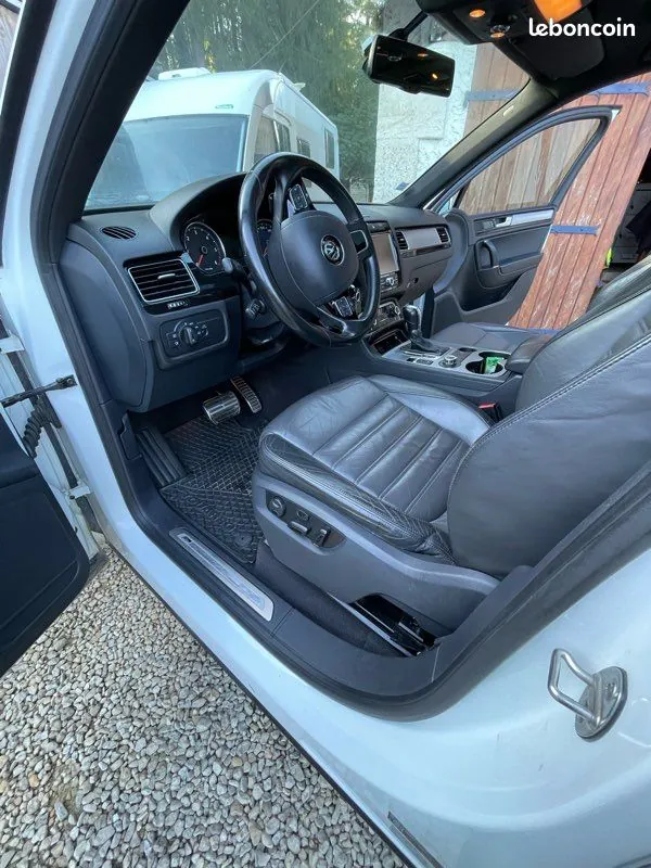 Volkswagen Touareg 2013 photo 3