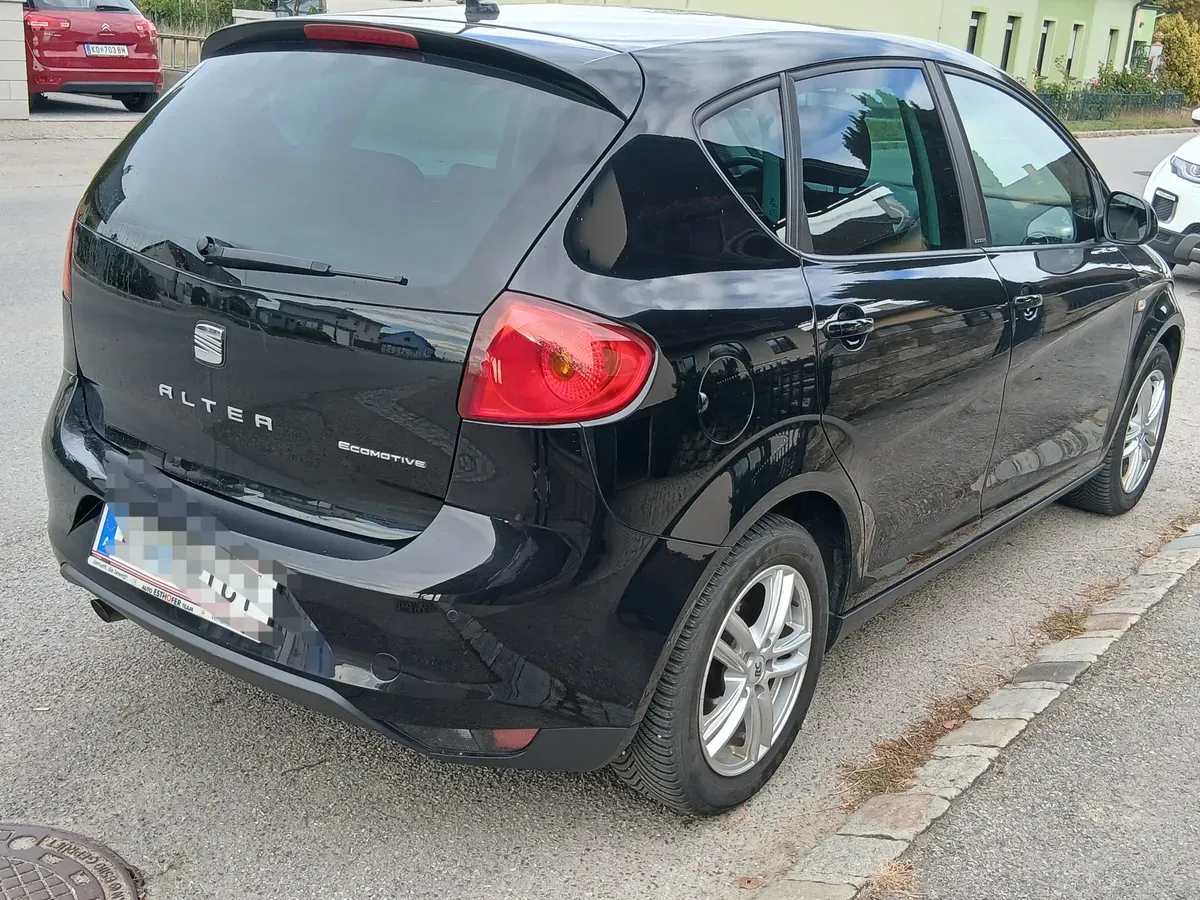 Seat Altea 2014 photo 2
